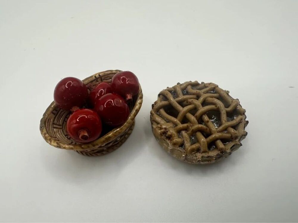 Miniature Apple Pie & Basket of Apples